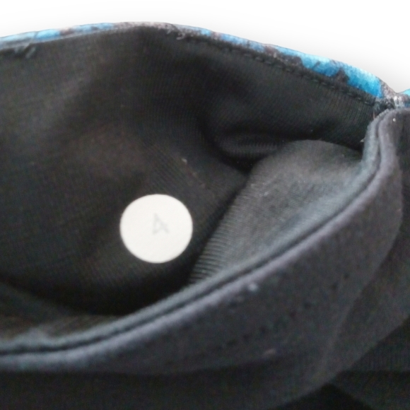 Lululemon womens straight legged leggings with floral waist band size 4 - Picture 5 of 7